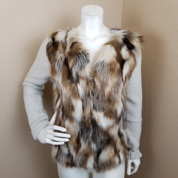 CHARLIE B Faux Fur Front Unique Sweater~Size M~NEW - Picture 1 of 7
